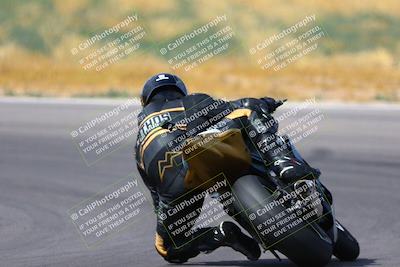 media/Apr-30-2023-CRA (Sun) [[020fcf5d43]]/Race 11-600 Expert Superbike/